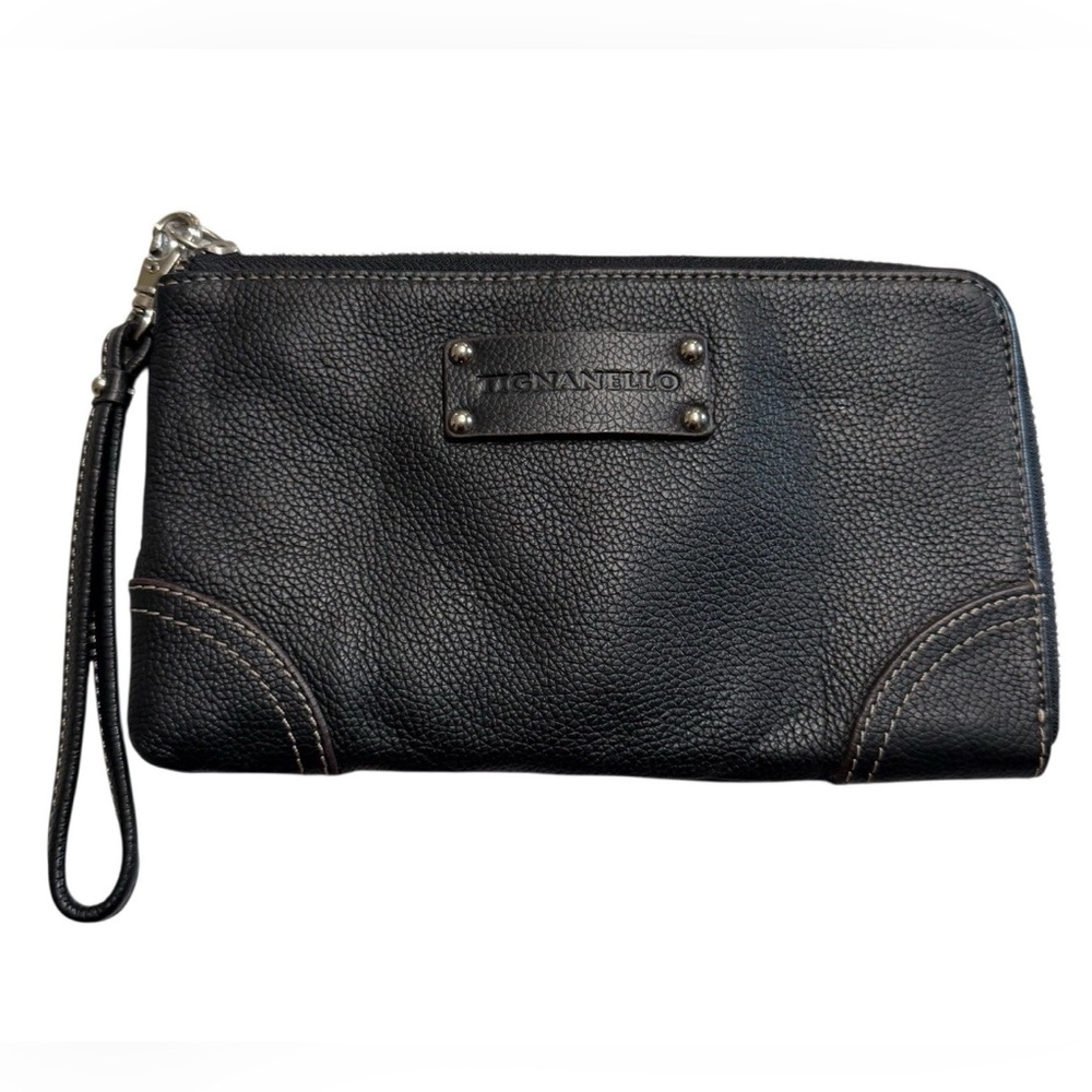 Tignanello Black Pebbled Leather Zip Wristlet Wallet Clutch